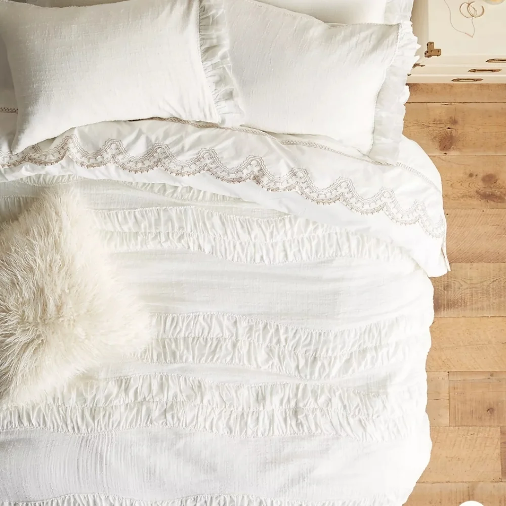 Anthropologie Toulouse Duvet Cover - white